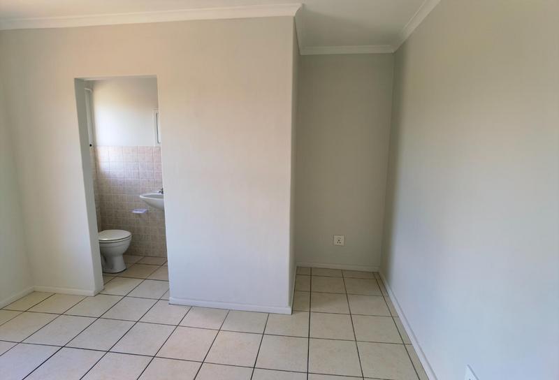 3 Bedroom Property for Sale in Marinda Park Western Cape